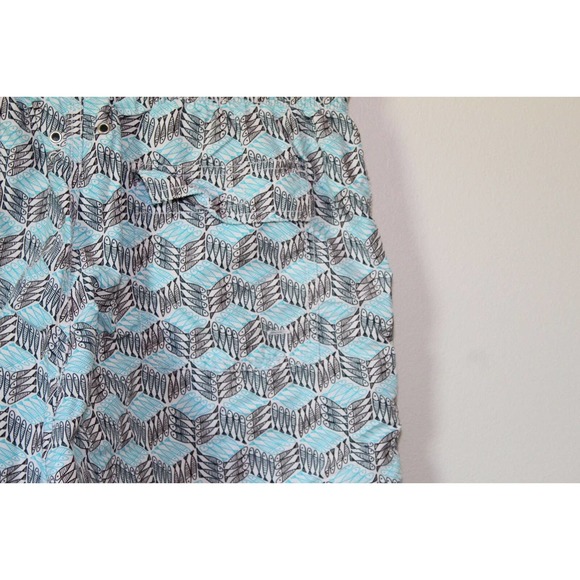 VILEBREQUIN Okoa Mini Fish Print Swim Shorts In Blue Men's Size XL H14835 - Picture 7 of 7